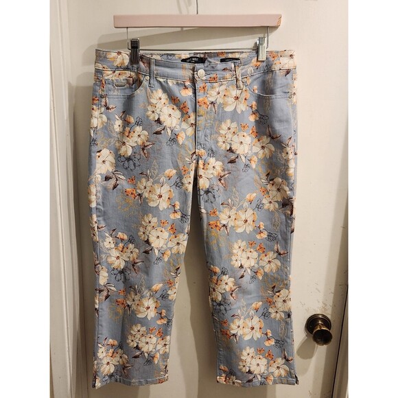 Nine West Size 14 Chrystie Capri Jeans Blue Floral‎ Mid Rise Stretch Pants Boho - Picture 1 of 10